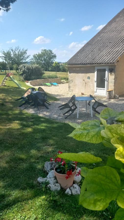 Le Calme A La Campagne Lejlighed Besson Eksteriør billede